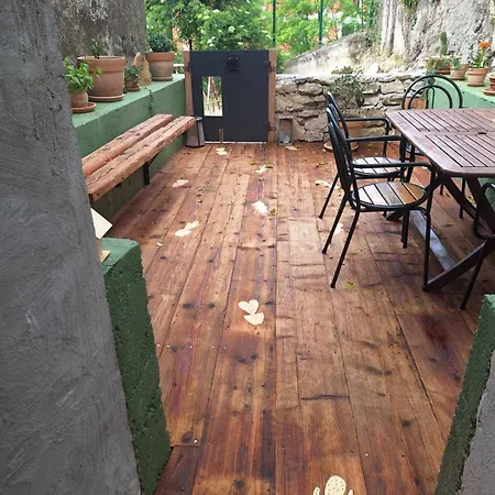 Apartma Under The Drunk Railroad * Kozljak