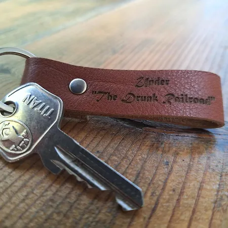 Apartma Under The Drunk Railroad * Kozljak